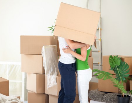 Trusted payment methods for a Brentford moving service